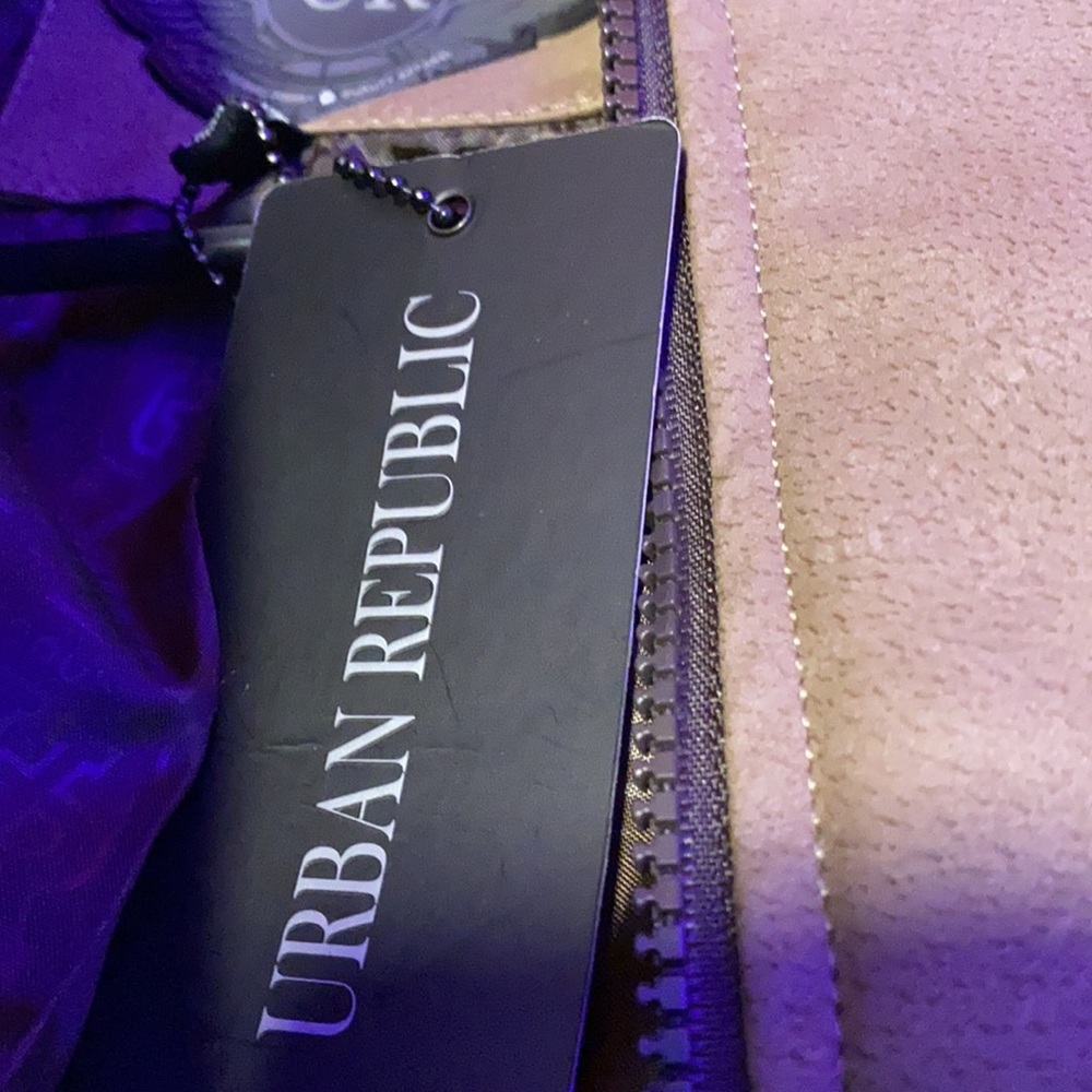 Jacket - Picture 3 of 3